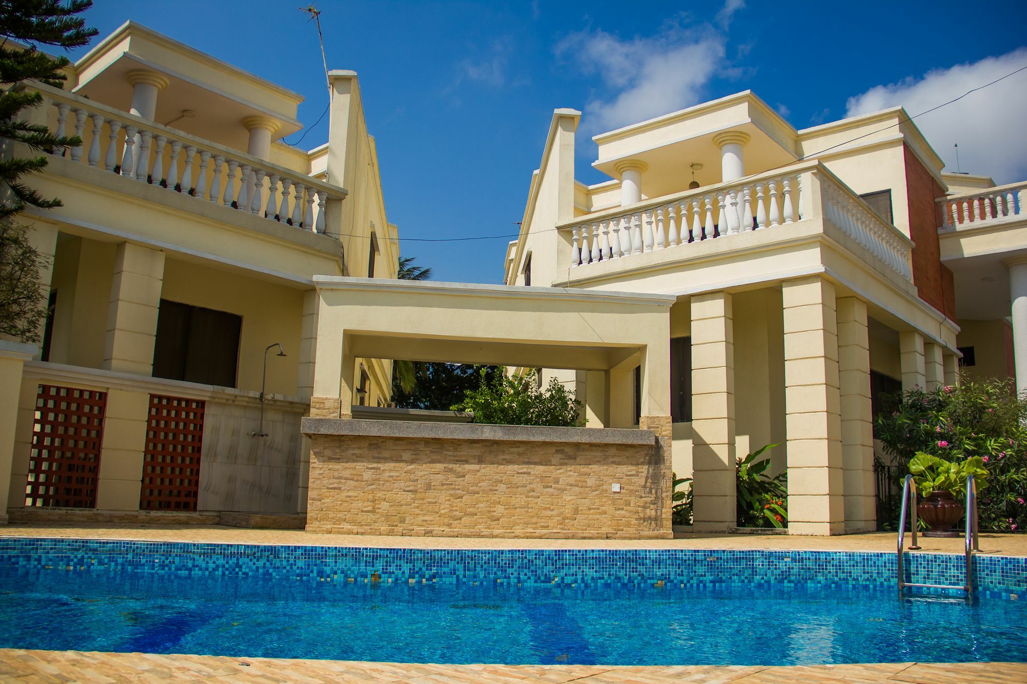 La Patriache Lodge Aliayabiagba Екстериор снимка