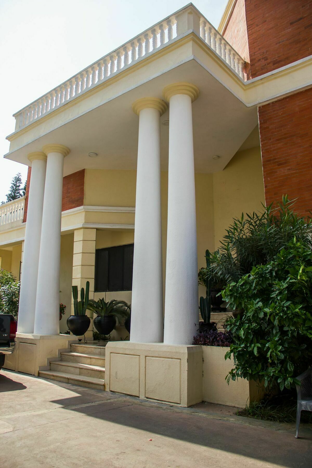 La Patriache Lodge Aliayabiagba Екстериор снимка